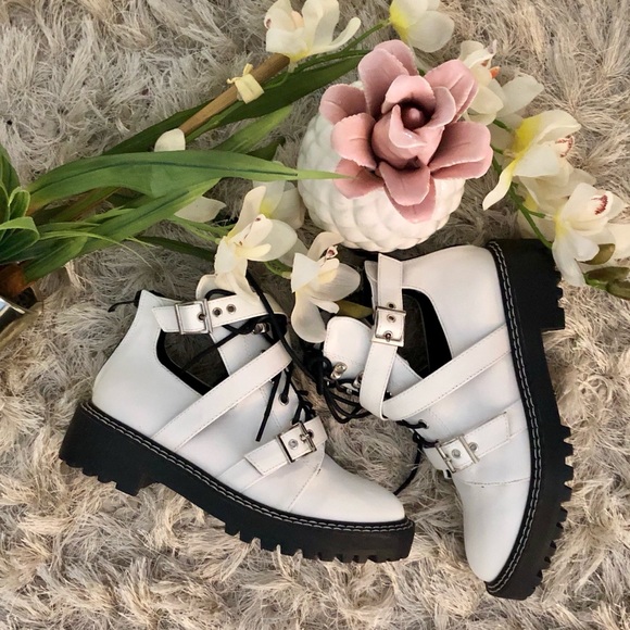 Shoes - NEW White Cutout Boots